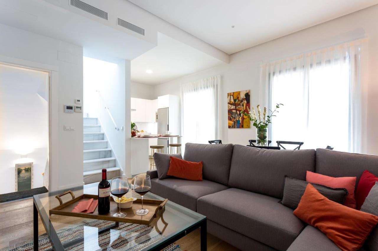 Apartamentos Rg Plaza De Espana Sevilla Exteriér fotografie