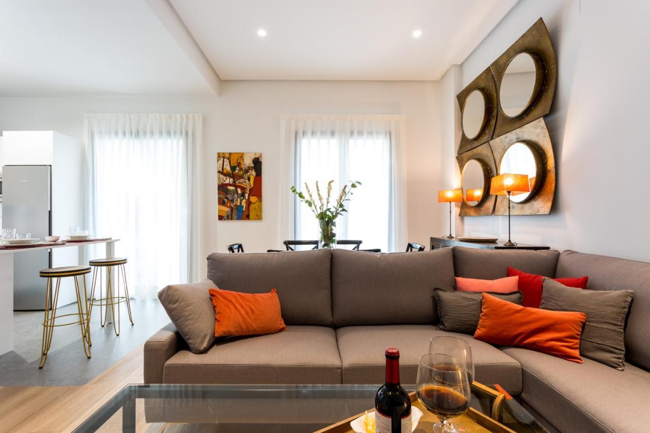 Apartamentos Rg Plaza De Espana Sevilla Exteriér fotografie