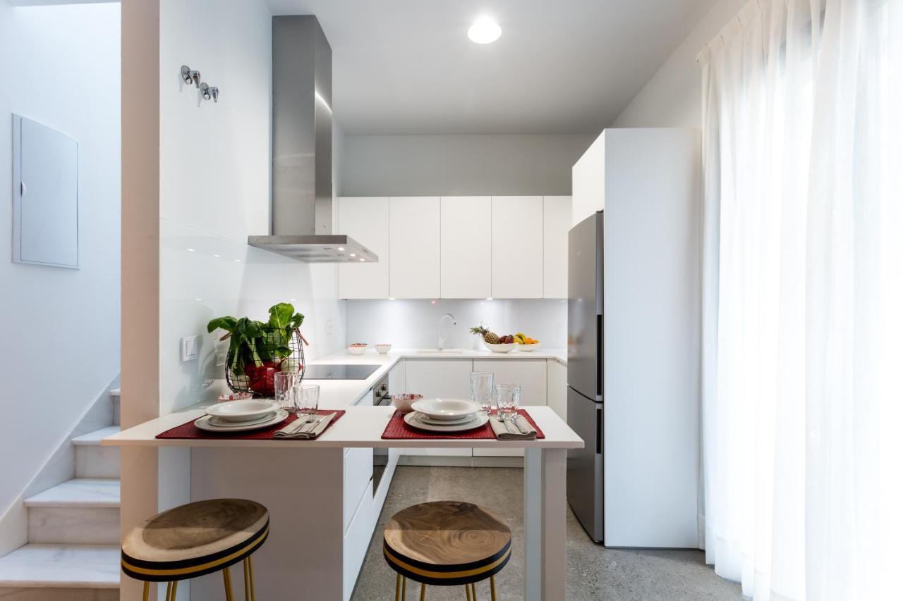 Apartamentos Rg Plaza De Espana Sevilla Exteriér fotografie